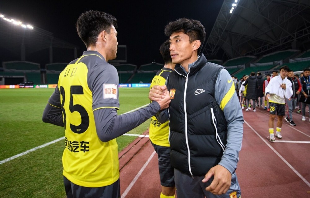 包含NBA总决赛赛程吃紧；广州队集结日强势反弹；目标明确；心理建设被强调的词条