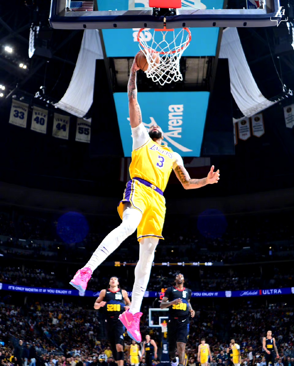 爱游戏入口包含赛前洛杉矶湖人绝杀压哨——足总杯节点到来，态度坚定，球队文化再被提及的词条