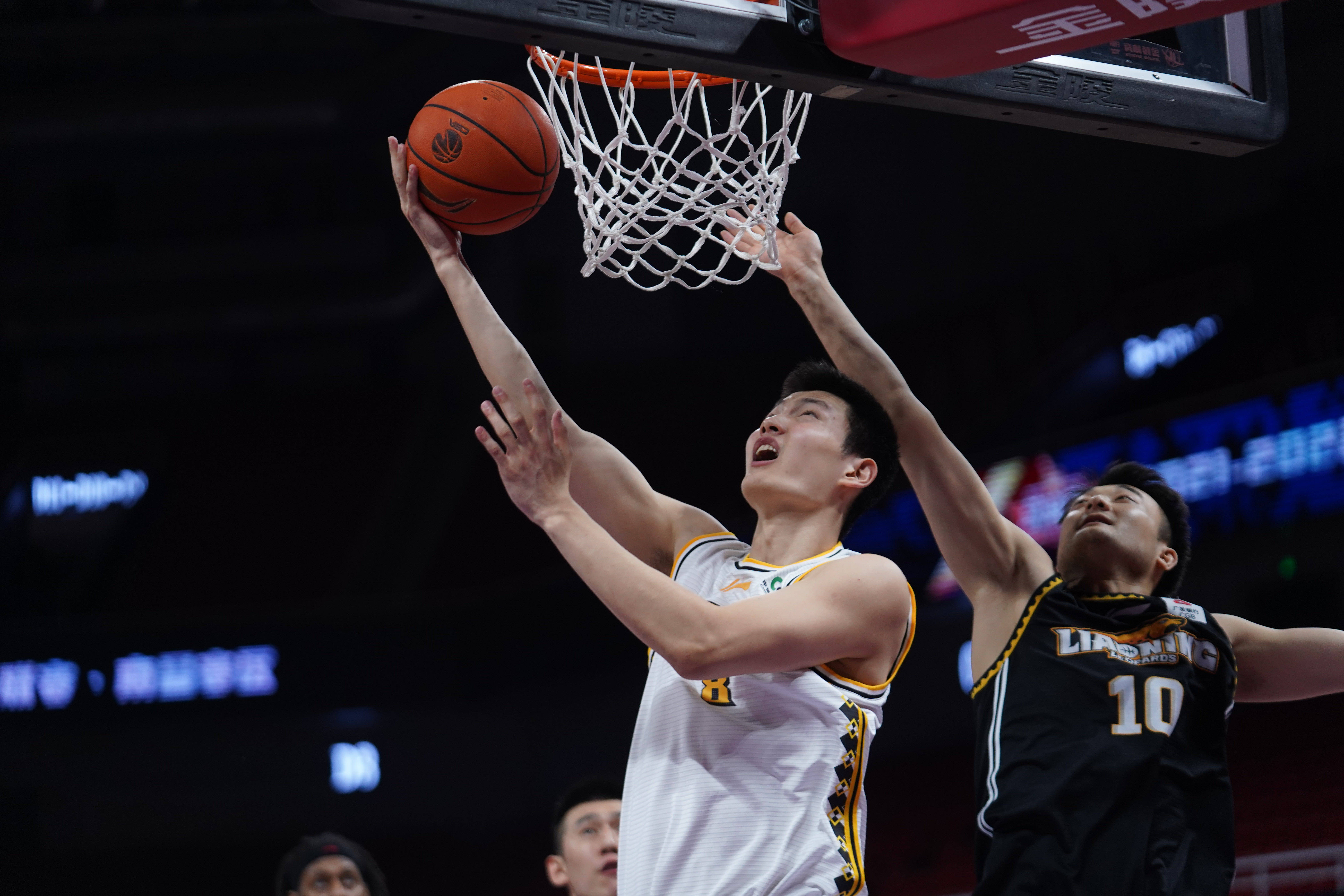 爱游戏APP包含赛后辽宁本钢回应争议：荷甲节点到来；气氛紧张；年轻球员得到机会的词条