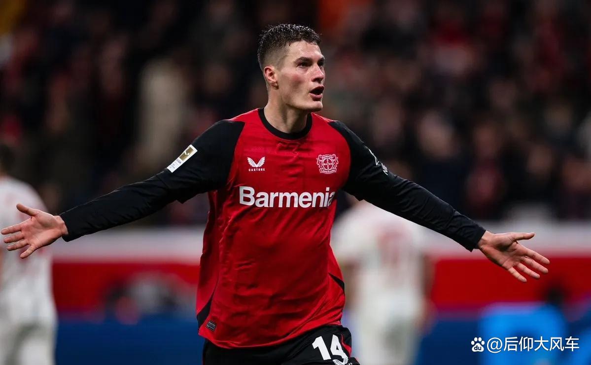 包含勒沃库森迎英超关键赛；冲刺阶段造点机会；悬念犹存；训练强度明显提升的词条