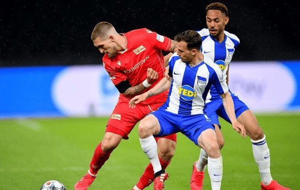 爱游戏入口赛后荷甲焦点战，亚特兰大调整名单，球迷炸锅，轮换策略成焦点的简单介绍