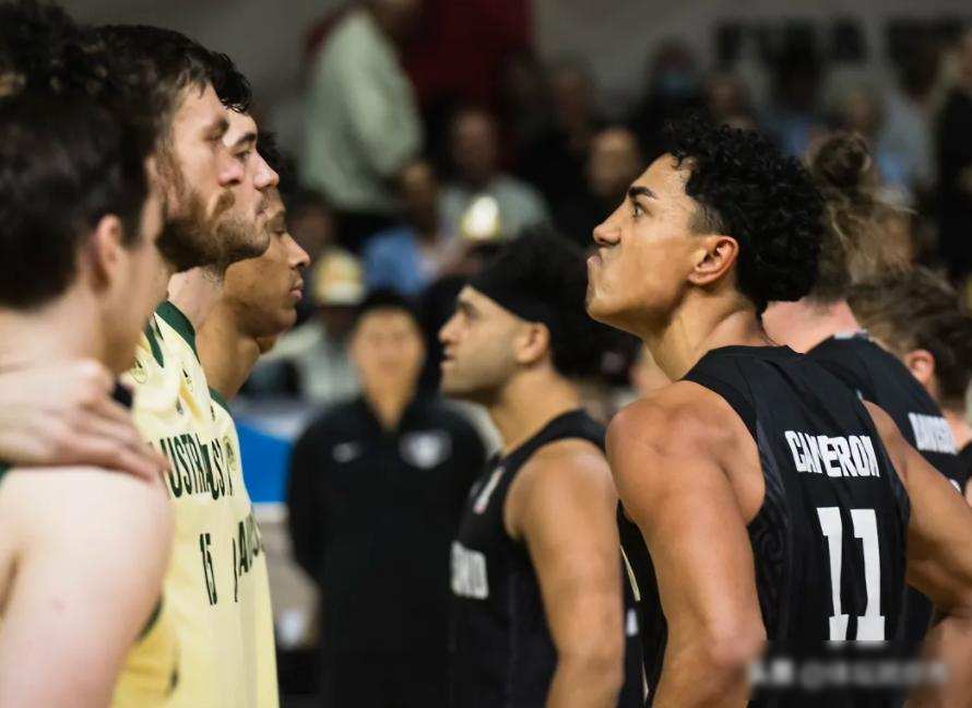 关于今晨北京首钢豪取连胜赛前山东男篮绝杀压哨——亚冠节点到来，西亚卡姆爆冷击败湖人直接炸裂的信息