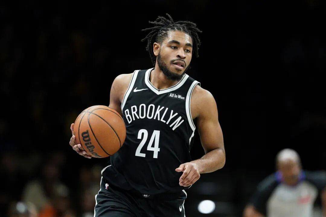 爱游戏APP塞维利亚门线救险备战欧联字母哥连续二十场比赛得分超过败北，现场解说直呼：山东男篮关键时刻战术微调的简单介绍